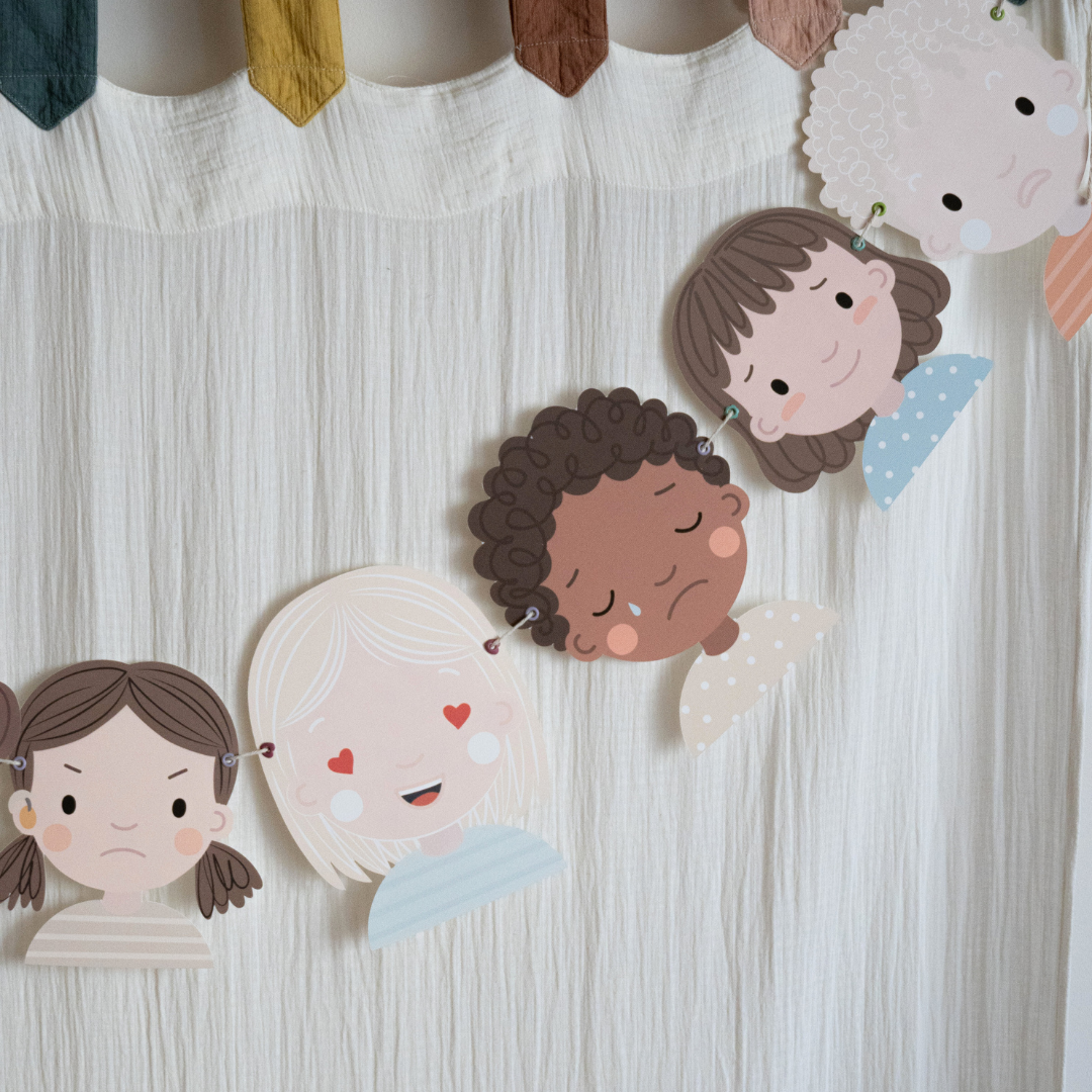 Girlanda za dečiju sobu - Emocije